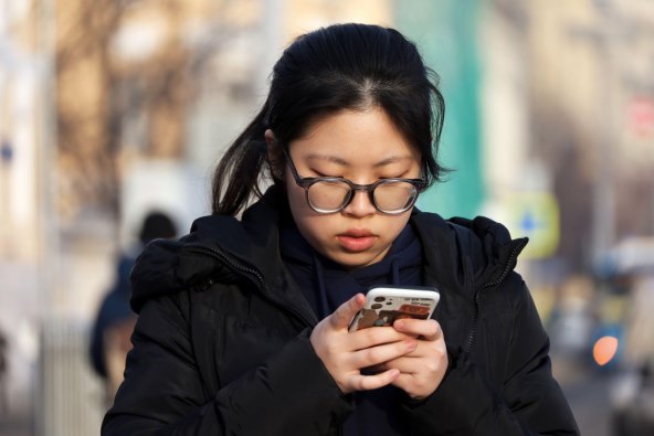 KINESKO TRŽIŠTE PAMETNIH TELEFONA: Najlošije stanje unatrag 10 godina