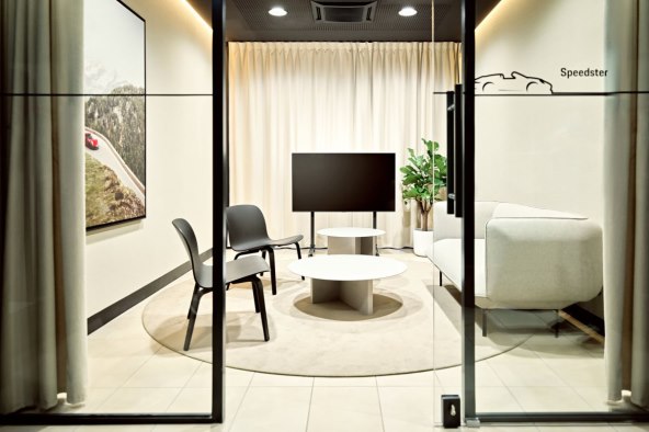 Porsche Digital Croatia interijer 05.jpg