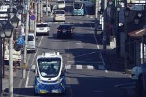 SoftBank autonomno vozilo (1).jpg