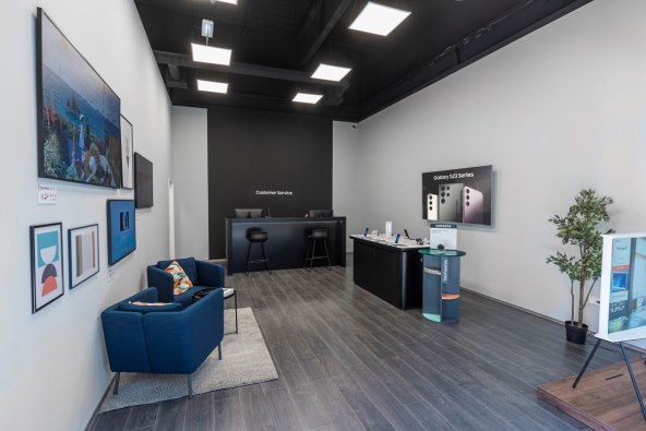 Samsung premium servisni centar Zagreb Arena (2).jpg