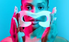 CurrentBody Skin LED Eye Perfector (1).jpg