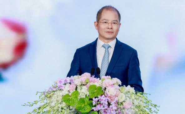 HUAWEI NEĆE PROIZVODITI AUTOMOBILE: Ali će pomoći drugim tvrtkama