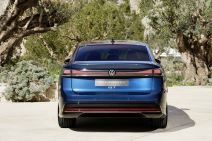 Volkswagen ID.7 (18).jpg