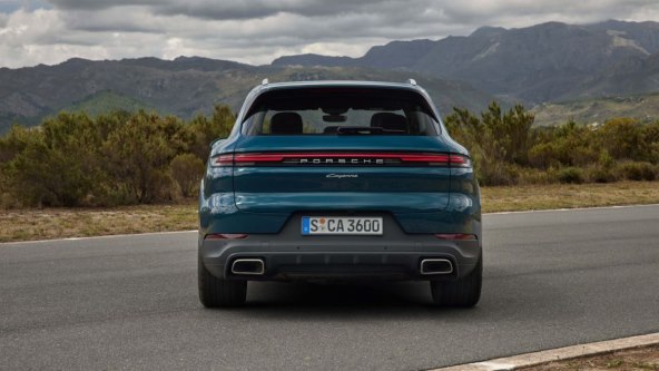 Porsche Cayenne 2023 (10).jpg