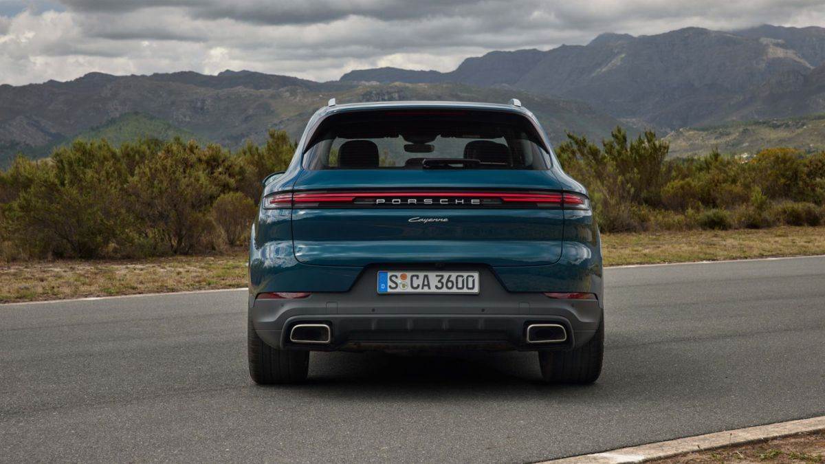 Porsche Cayenne 2023 (10).jpg