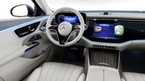 Mercedes-Benz E-klasa 2023 (5).jpg