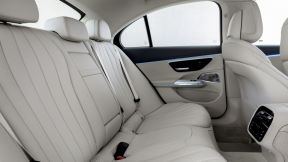 Mercedes-Benz E-klasa 2023 (6).jpg