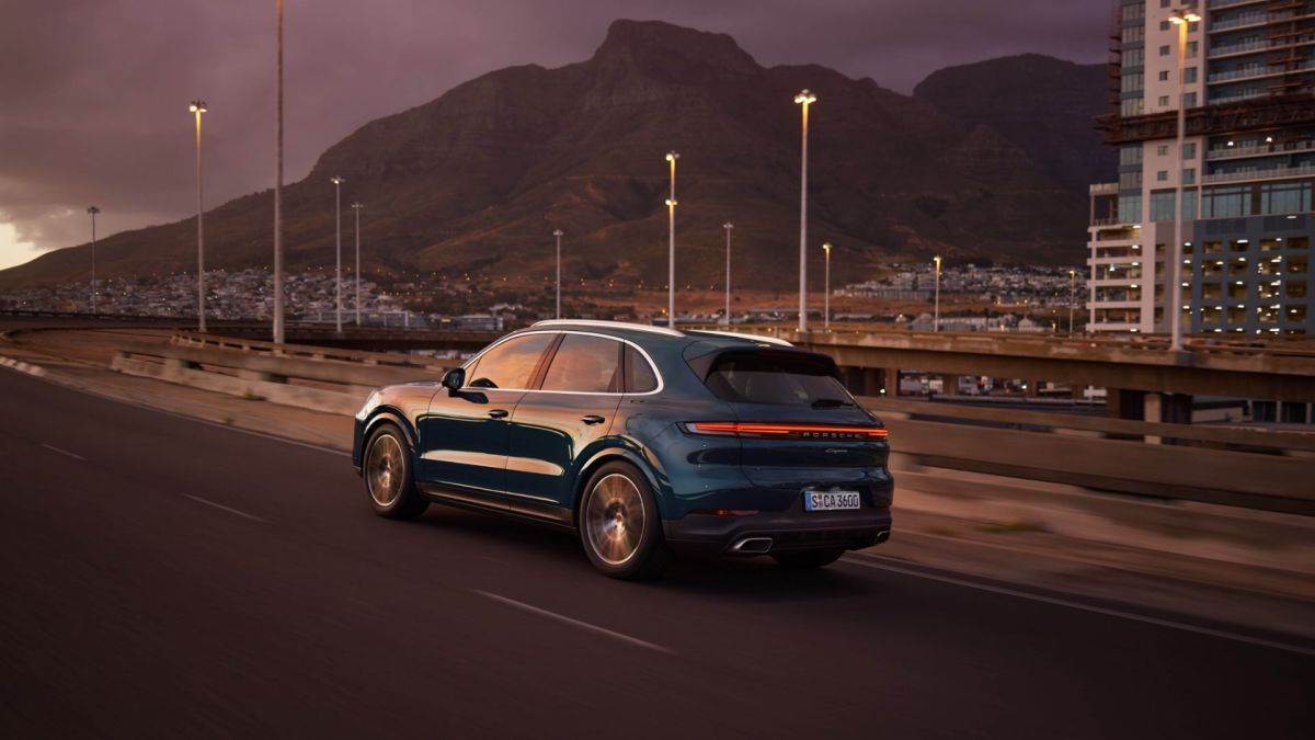 Porsche Cayenne 2023 (4).jpg