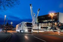 Porsche Heritage Truck_2.jpg