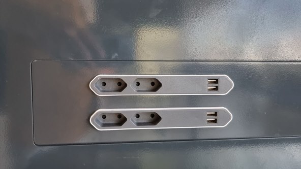 Međunarodna zračna luka Zagreb d.d. utičnice aerodrom Zagreb (6).jpg