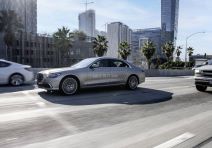Mercedes-Benz S-klasa automatizirana voznja samostalna autonomna (10).jpg