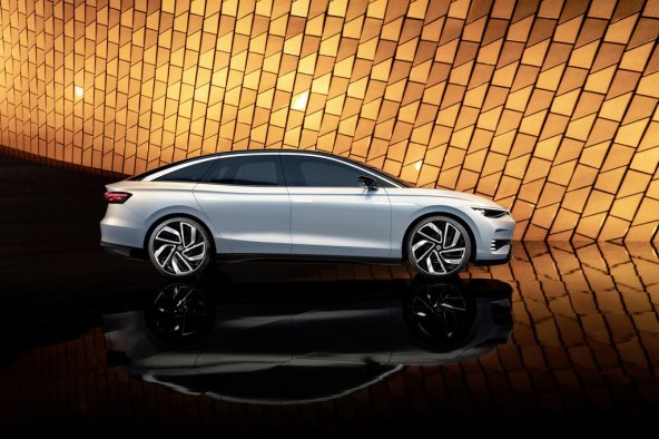 Volkswagen ID. Aero (5).jpg