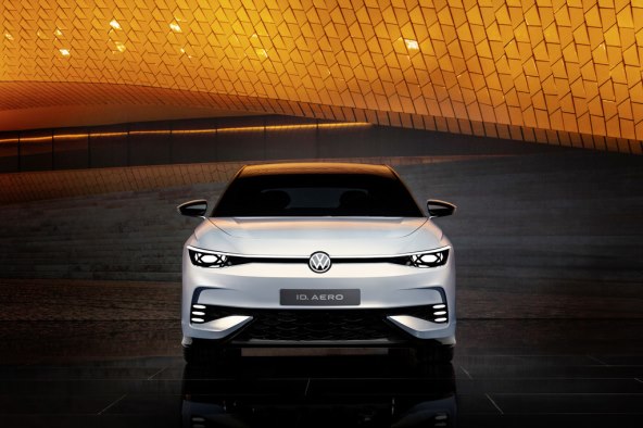 Volkswagen ID. Aero (1).jpg