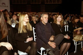 Massimo Savić, Ivana Delač Đolo, Ivana Mišerić, Edita Misirić i druge zvijezde prošetale modnom pistom na Sajmu vjenčanja