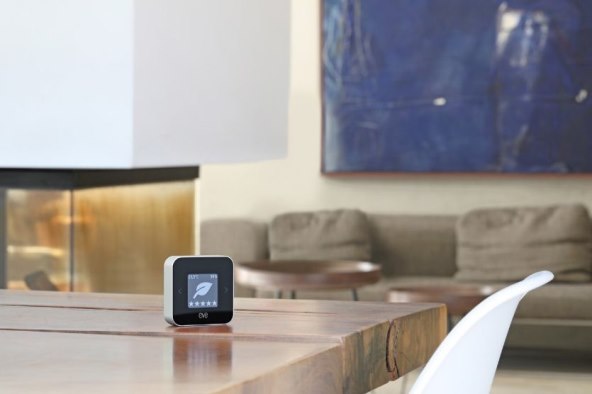 Eve Room Indoor Climate and Air Quality Monitor (5).jpg