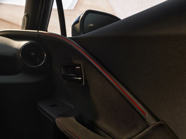 Toyota C-HR 2023 (13).jpg