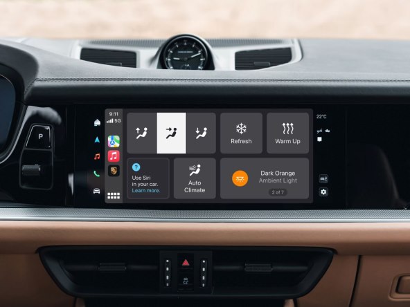 My Porsche, Apple CarPlay (3).jpg