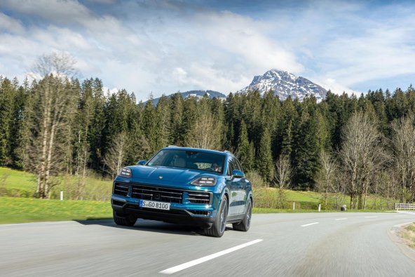 Porsche Cayenne.jpg