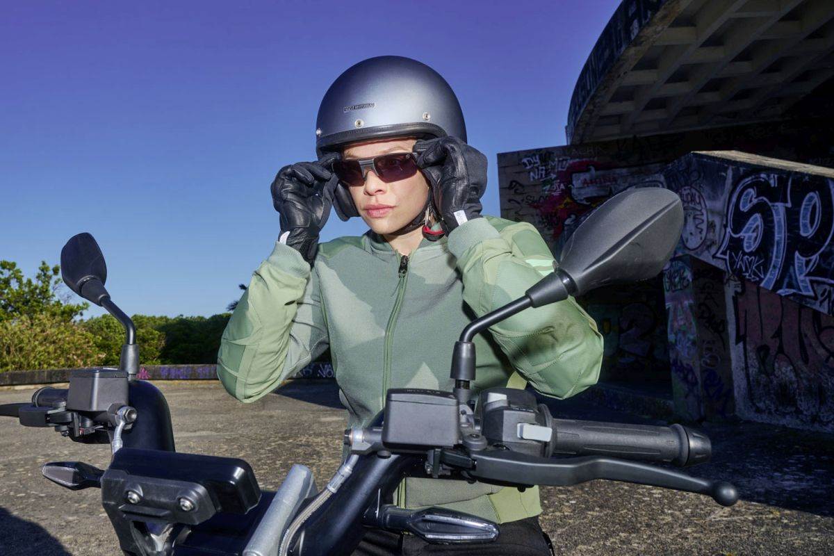 BMW Motorrad ConnectedRide pametne naočale (8).jpg