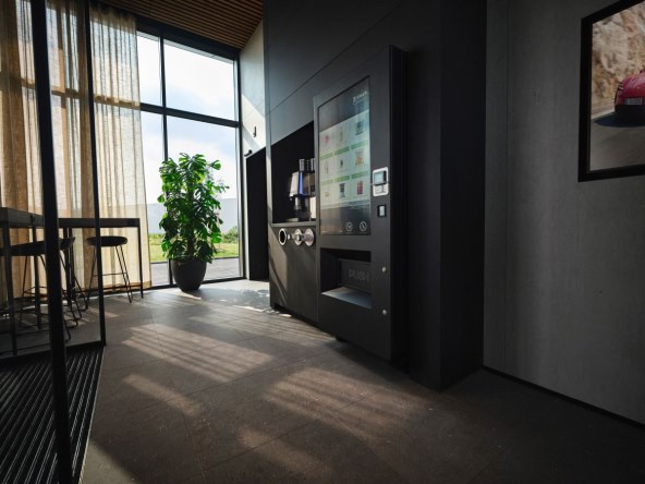 Porsche Charging Lounge (1).jpg