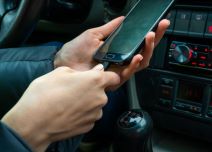 Autopunjac auto punjac punjenje u automobilu (2).jpg