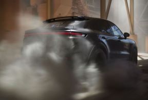 Porsche Cayenne Turbo E-Hybrid (2).jpg