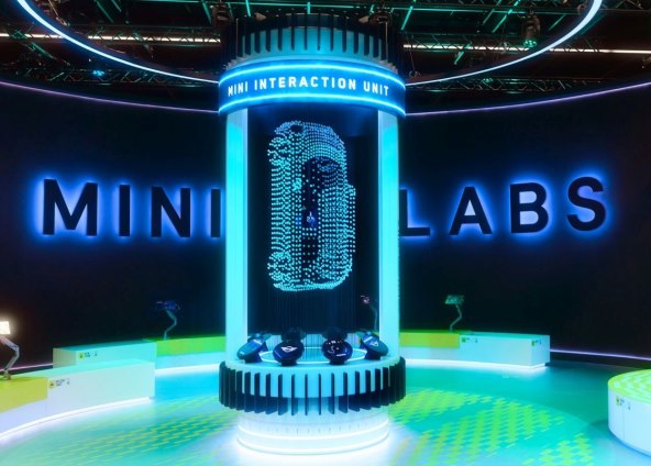 Mini i Samsung Display (3).jpg