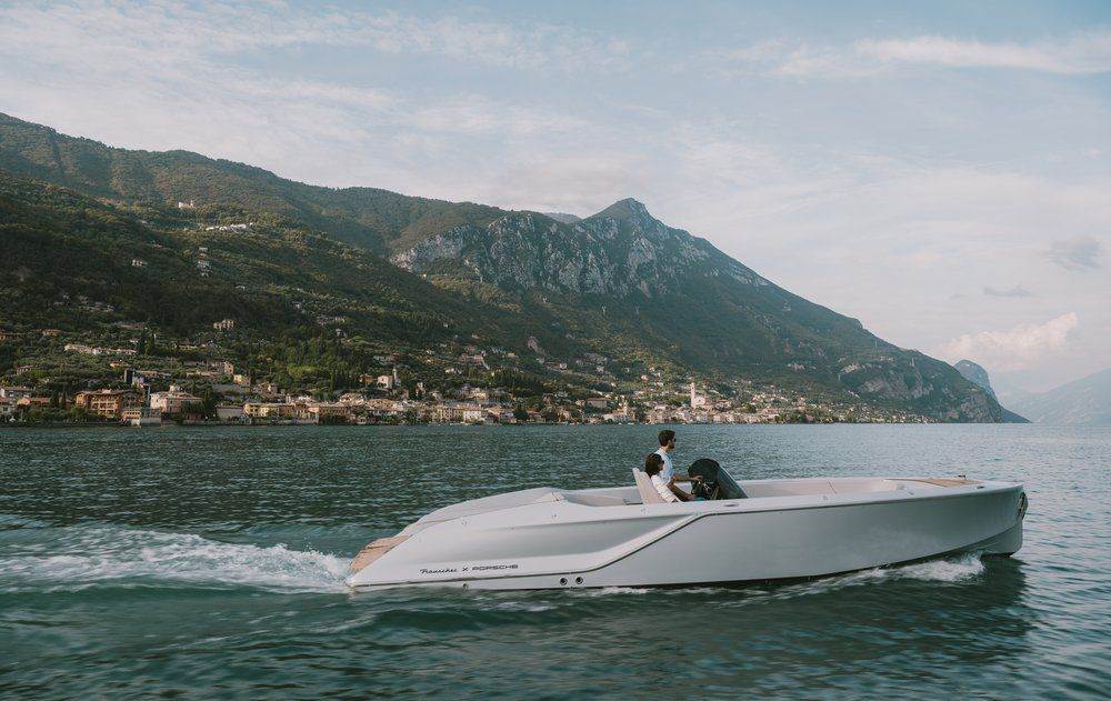 Frauscher x Porsche 850 Fantom Air (7).jpg