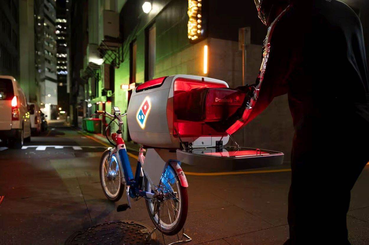 Domino's Pizza Pod (4).jpg
