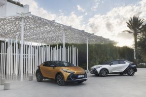 Toyota C-HR 2024 (1).jpg