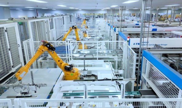 Industrijski robot (1).jpg