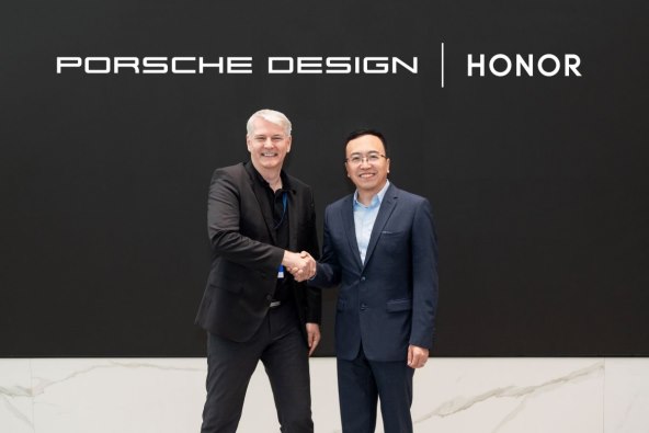 Porsche design x HONOR_1.jpg