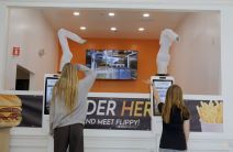 Prvi svjetski autonomni restoran (1).jpg