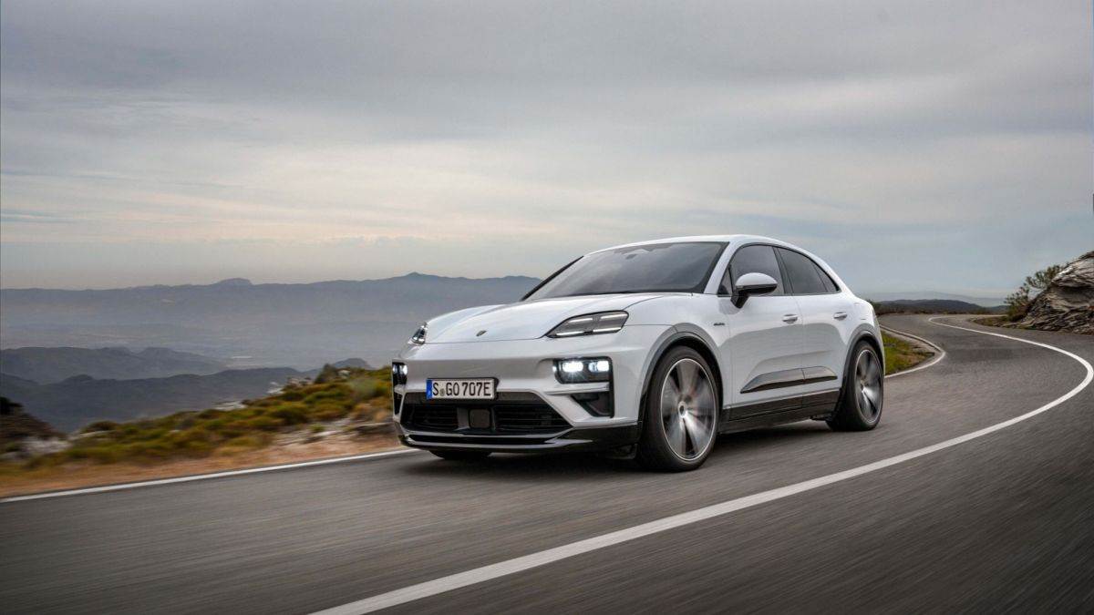 Porsche Macan (10).jpg