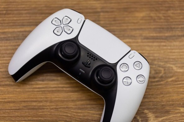 ODLIČNA VIJEST ZA VLASNIKE PLAYSTATIONA 5: Prenošenje PS5 igara na USB, dijeljenje igre na PS5 i PS4