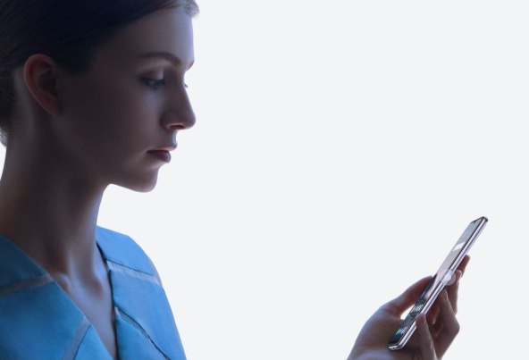 ZAPALILI SE SAMI OD SEBE: Telefoni Vivo doslovce su isparili