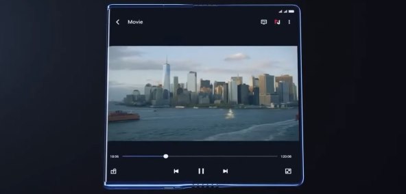 ČUDO IZ TCL-A: Ekran koji se i savija i rola