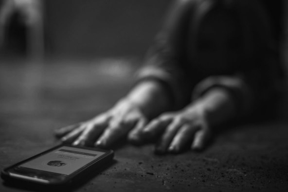 KAKO SE RIJEŠITI 'INSTATERORA' Proživljavate li teror preko WhatsAppa ili Vibera?