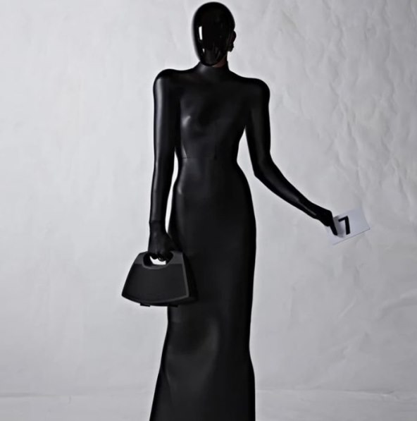 Balenciaga I Bang & Olufsen Speaker Bag (6).jpg