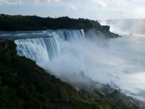 CRVEN BIJELI PLAVI! 'Čekirajte' Nijagarine slapove, ovaj vikend svijetle u bojama Hrvatske 