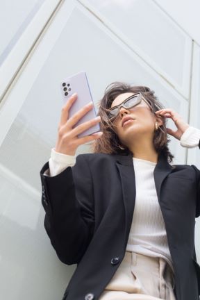Kad se udruže naša vodeća manekenka i pametni telefon…
