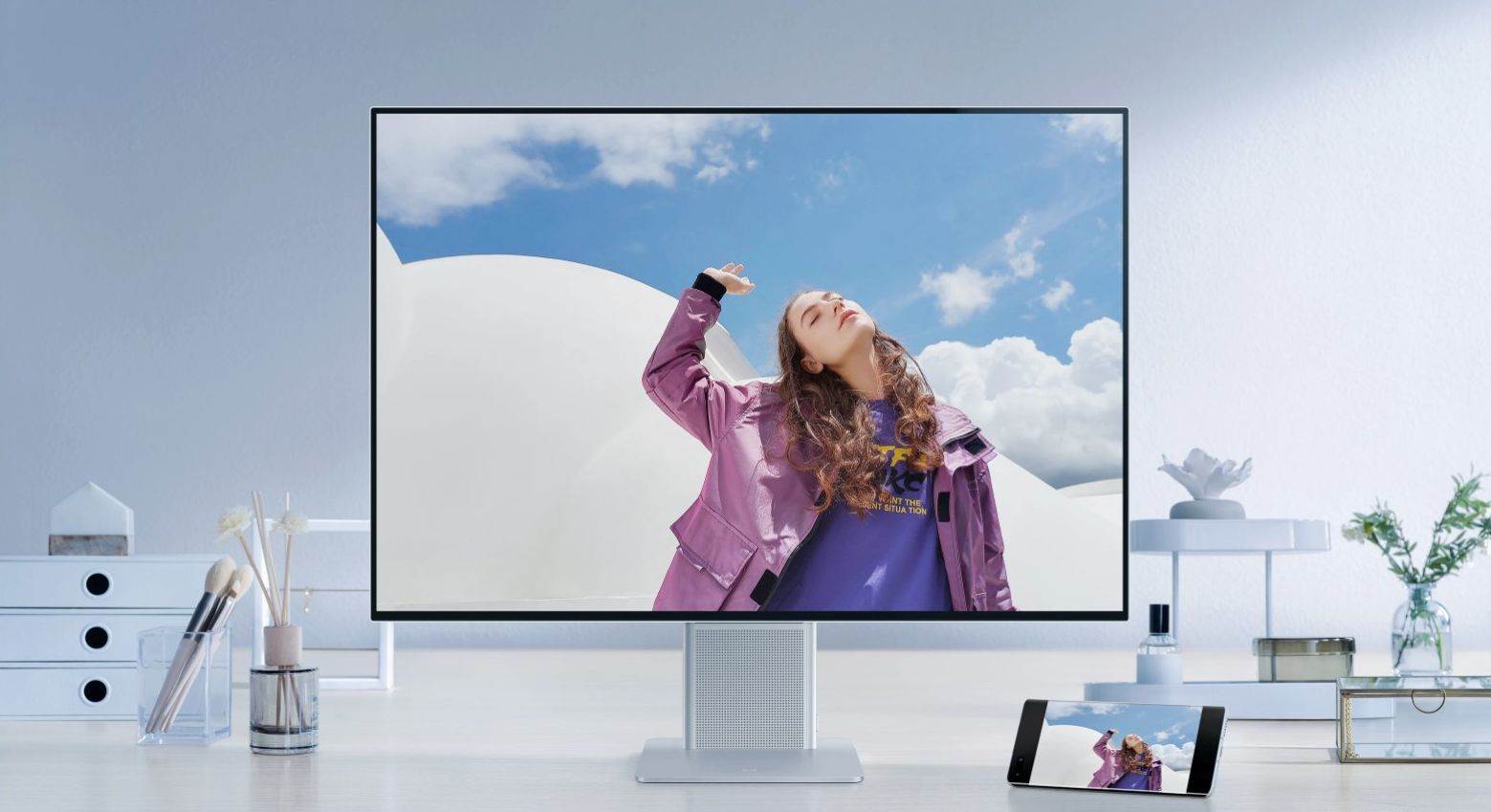 GAMING MONITORI Žičano i bežično povezivanje s pametnim funkcijama