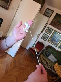 NEMA VIŠE ZAPETLJANIH KABELA Evo kako riješiti problem koji muči mnoge