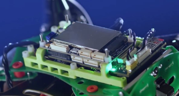 NOVA ERA AUTONOMNIH BESPILOTNIH LETJELICA Prva svjetska platforma za dronove s 5G i AI-jem