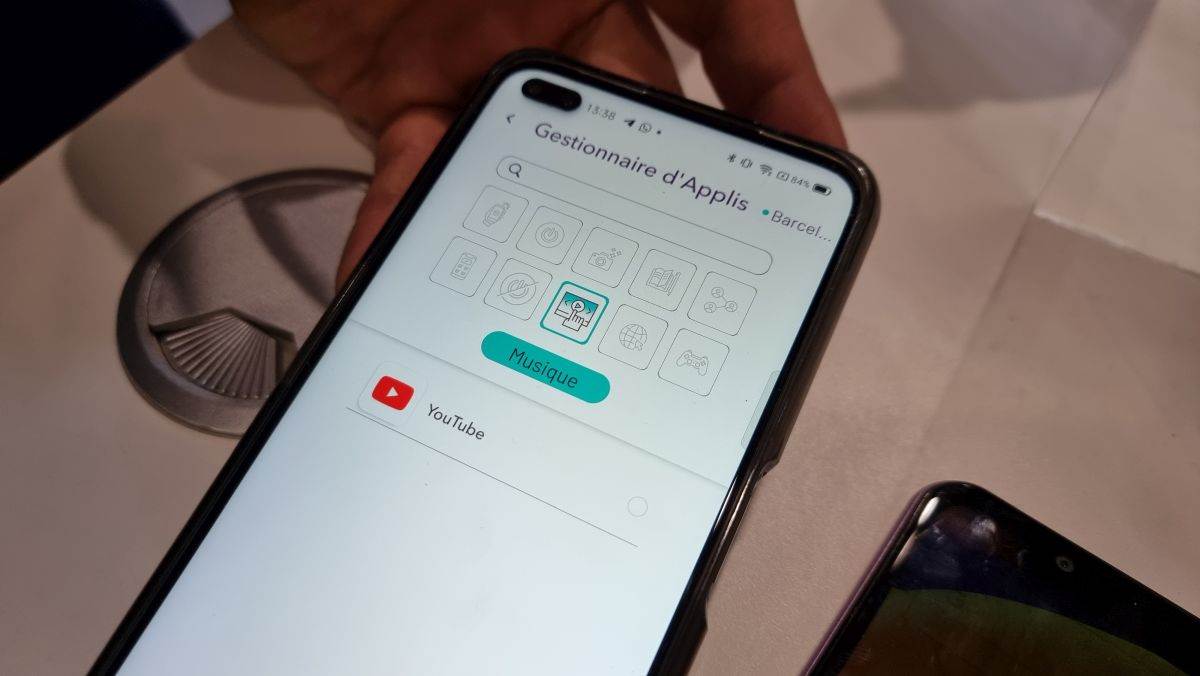MWC 2021 Tražite mobitel za svoje dijete? S ovim ćete modelom imati potpuni nadzor