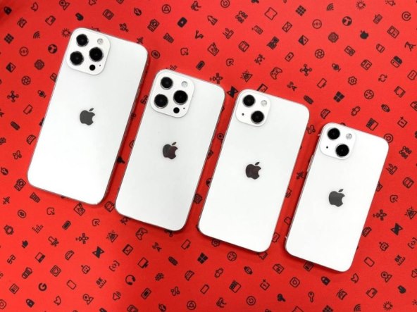 Apple iPhone 13 (4)