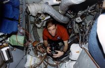 Atlantis STS-79 (1)