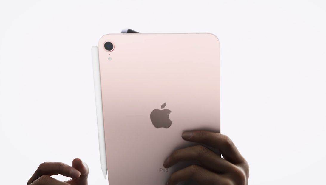 Apple iPad mini (2)
