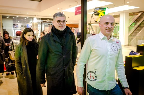 Brojni poznati pohrlili po omiljene tenisice