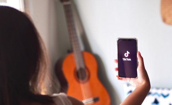 TikTok (1)